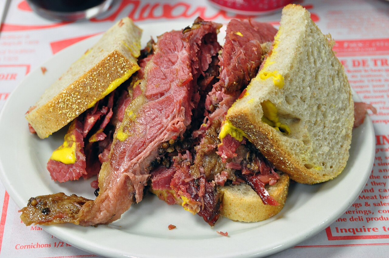 Montreal Smoked Meat vs. New York Pastrami: Unpacking the Differences